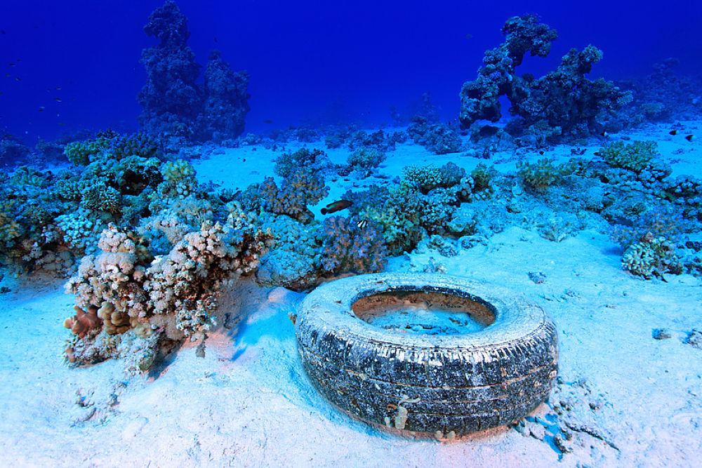 La Méditerranée, la mer la plus polluée du monde.