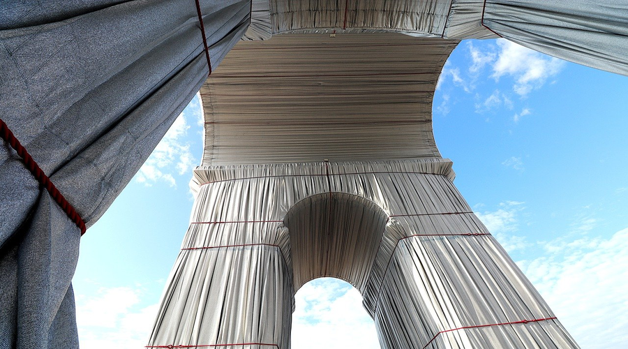 Arc de triomphe par Christo