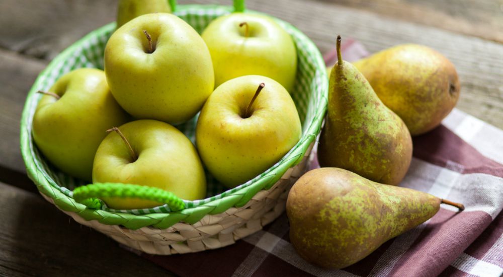 Panier de pommes et de poires