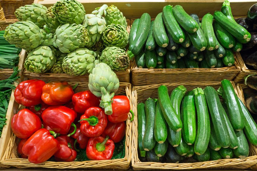 Des légumes contenus dans des cagettes