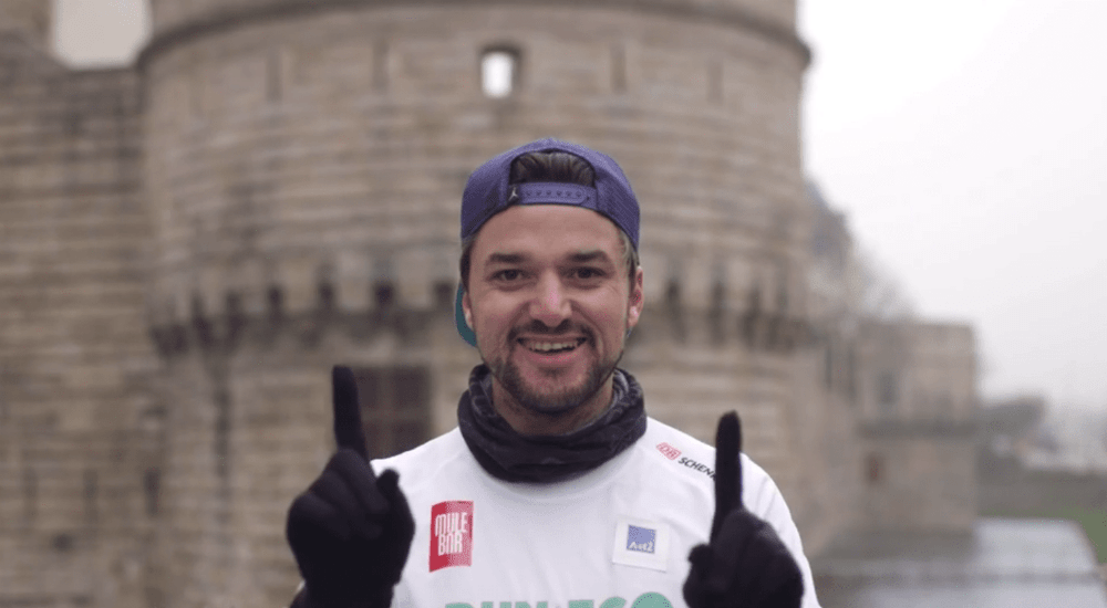 Ce coureur ramasse les déchets lors de ses sorties sportives