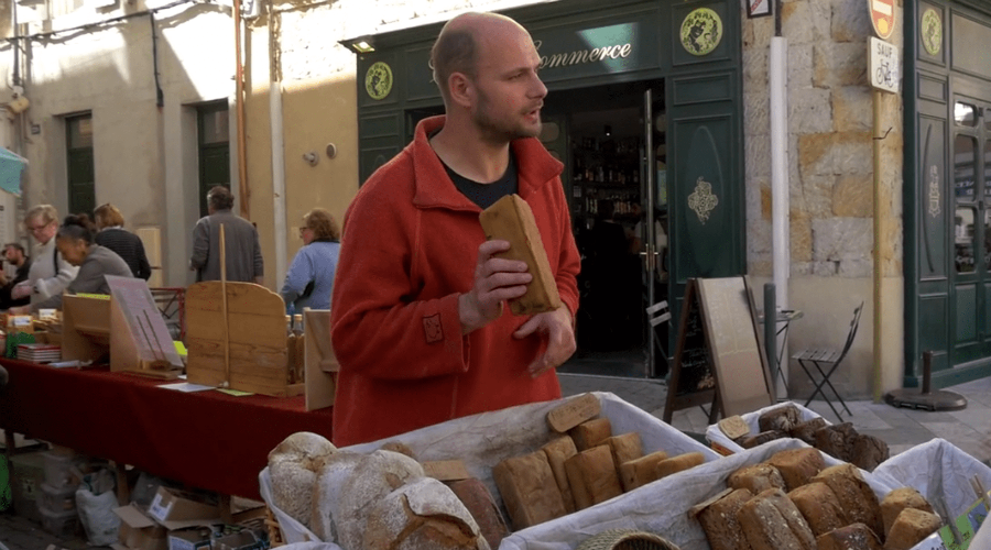 Ce boulanger explique son amour pour le pain au levain naturel et aux farines anciennes