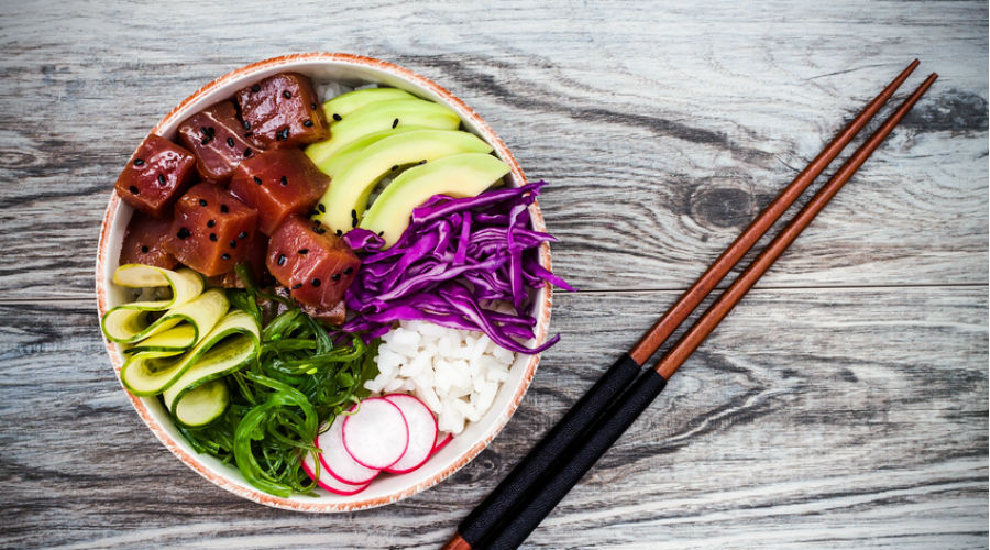 Le Poke Bowl, la recette hawaïenne parfaite pour l’été