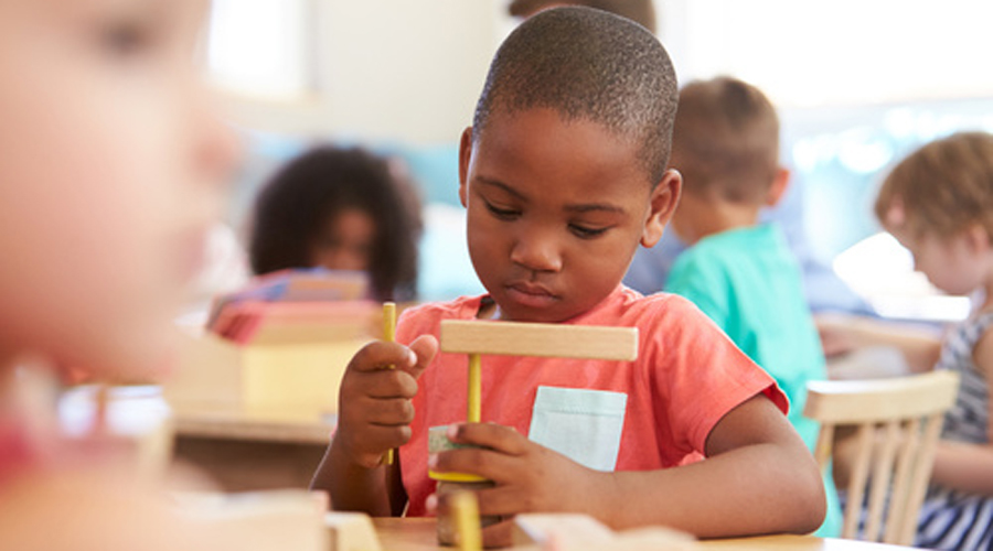 Montessori école