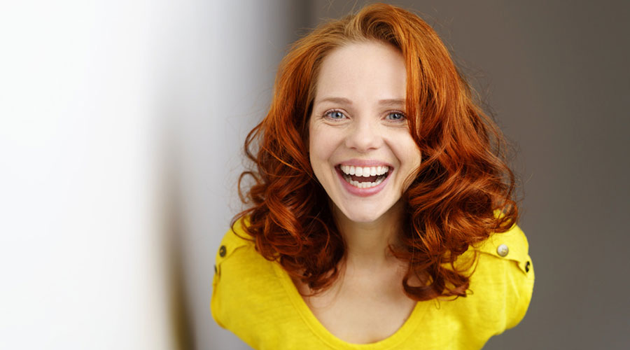 Cheveux bouclés