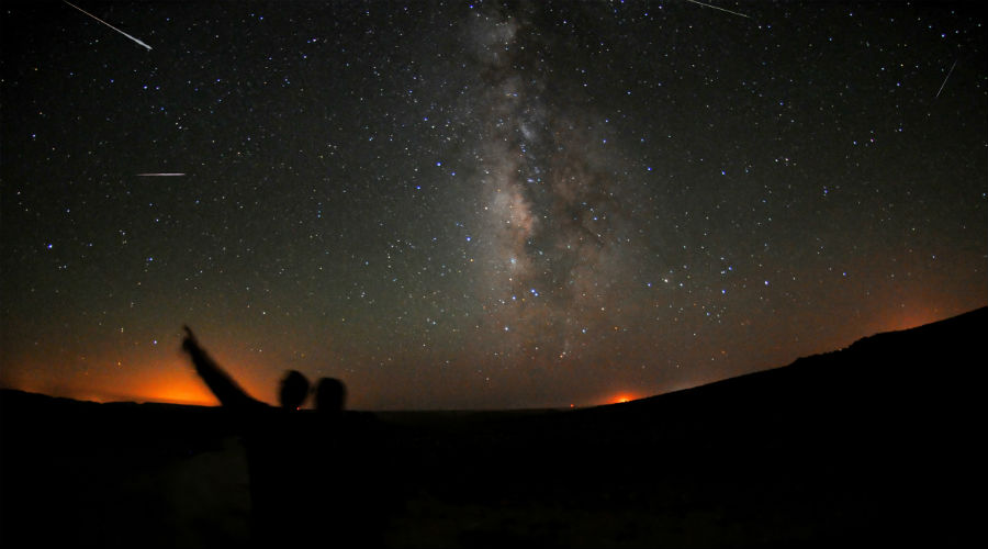 De mystérieuses ondes radio cosmiques détectées dans l'espace