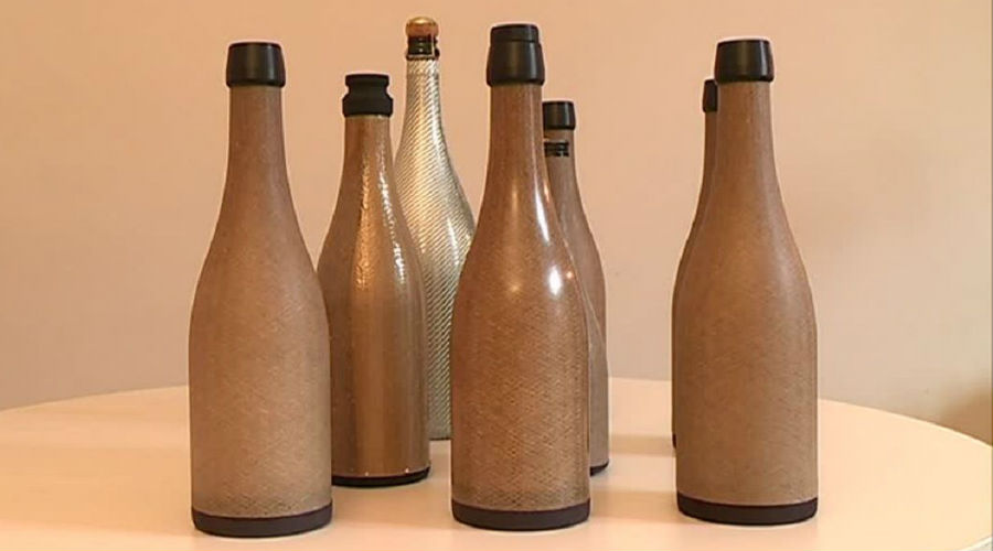 La première bouteille écolo qui va révolutionner le plastique