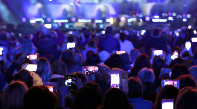 le public d'un festival de cinema