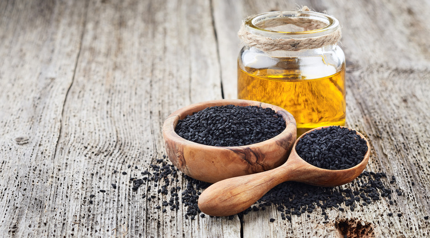 Qu'est-ce que l'huile de cumin noir ? Quels sont ses avantages et comment  l'utiliser ? Arifoglu Bazaar