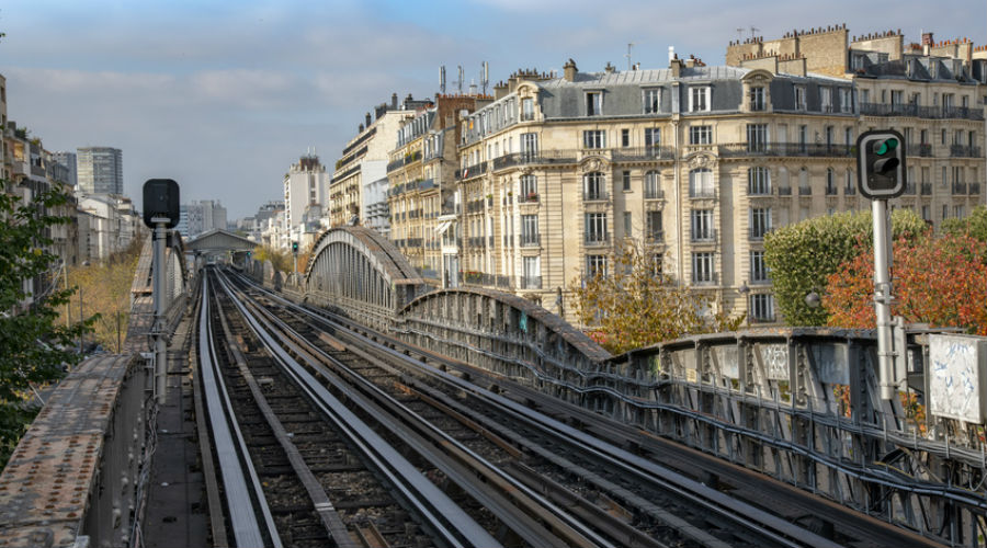 Un jardin participatif sous le métro parisien