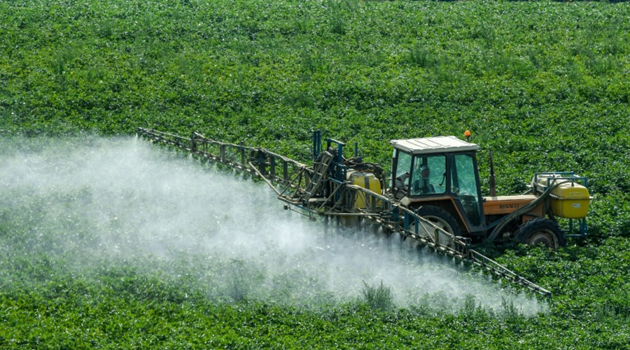 Ce maire a pris un arrêté pro-pesticides