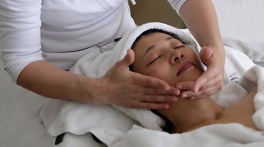 massage facial