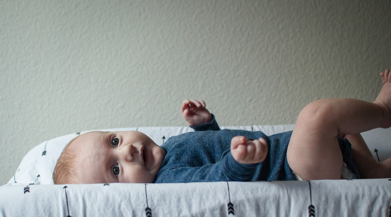 bébé table à langer