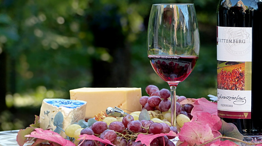 fromage et vin rouge