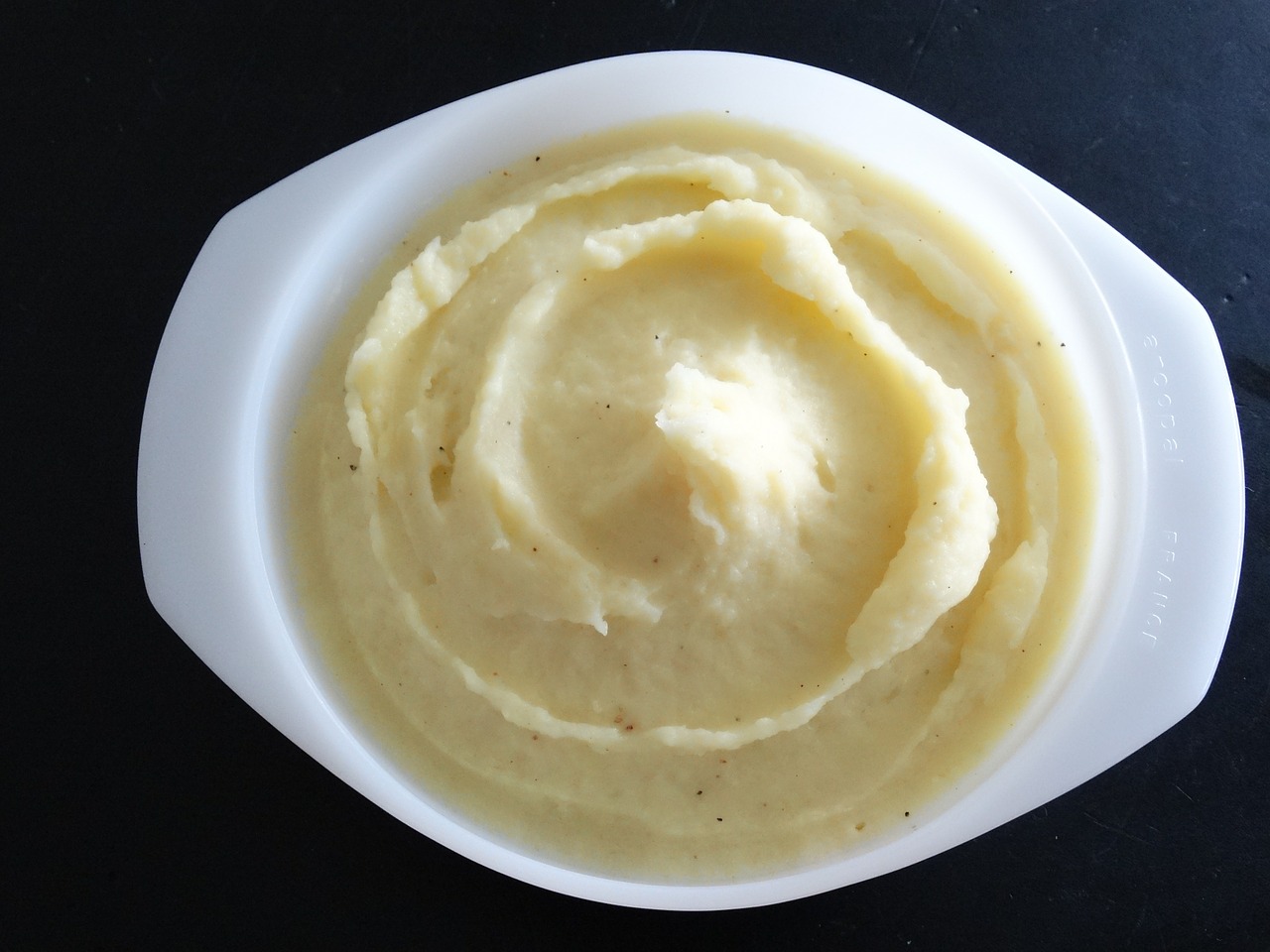 Purée de pommes de terre à la crème cuisine amande