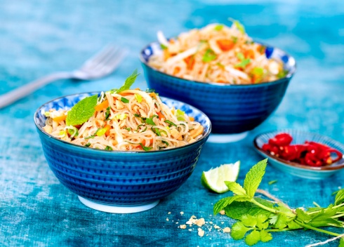 Salade de cheveux d'anges à la coriandre sauce soja