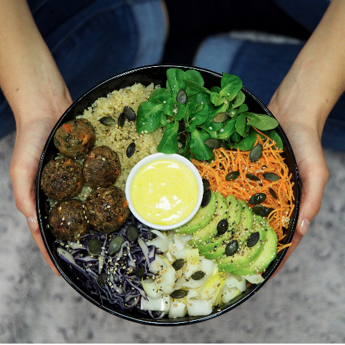 Buddha Bowl aux boulettes de lentilles du Boucher Vert